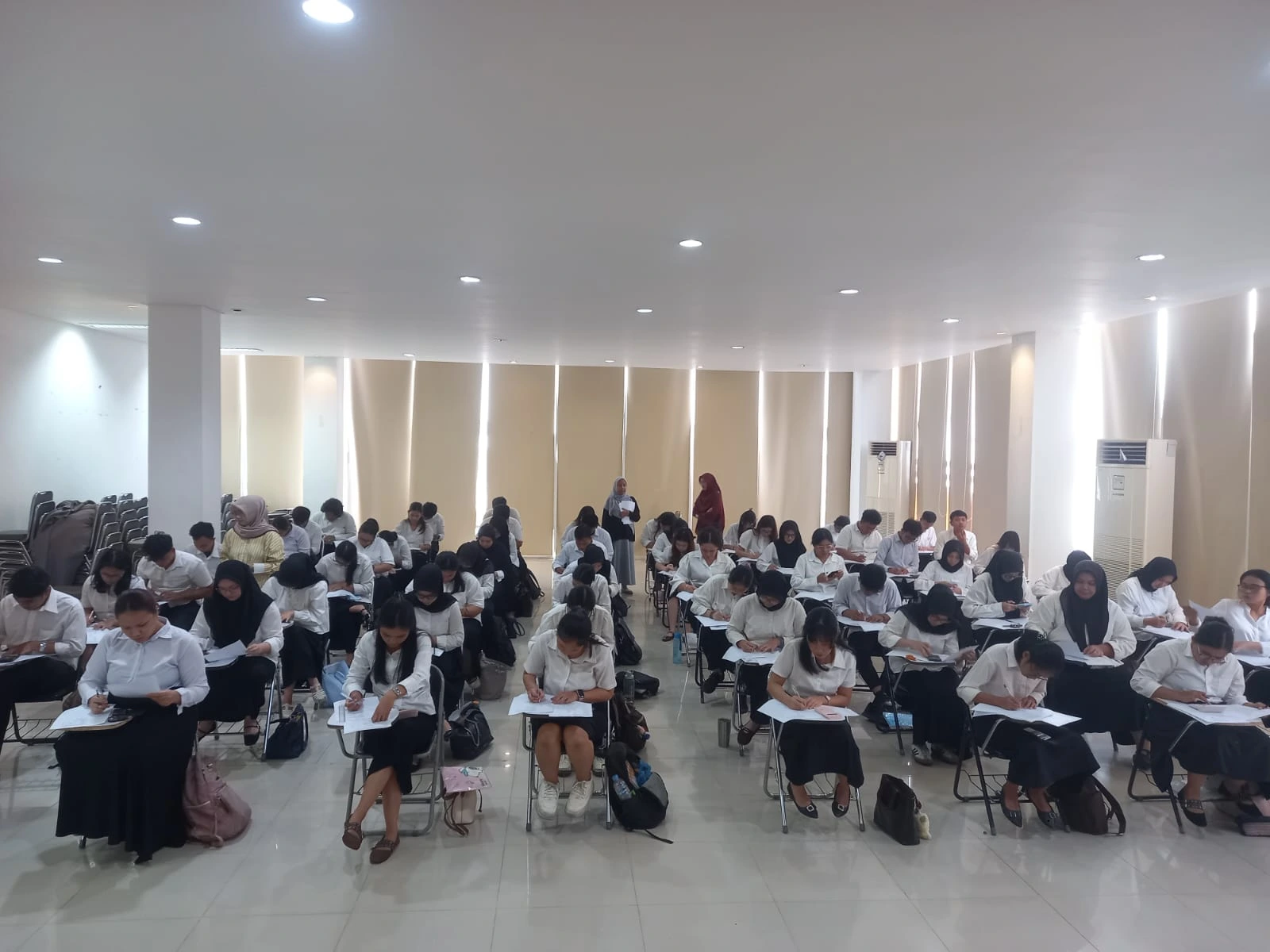 Pelaksanaan Ujian Komprehensif Mahasiswa Program Studi S1 Akuntansi
